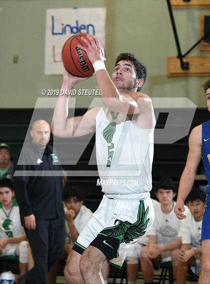 Thumbnail 2 in Pierce vs. El Camino (Ram Jam Winter Classic) photogallery.