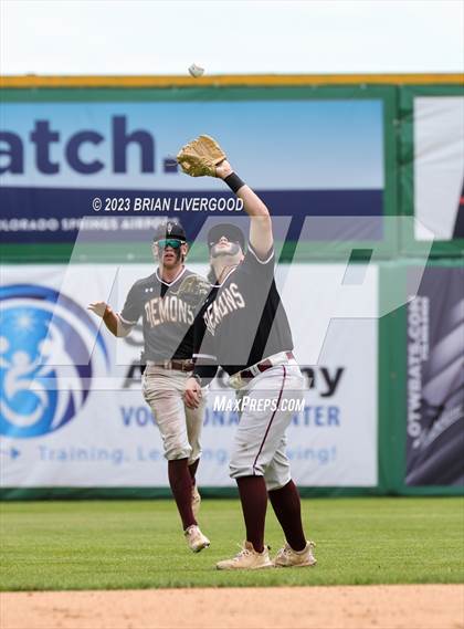 Thumbnail 3 in Holy Family vs. Golden (CHSAA 4A Round 4) photogallery.