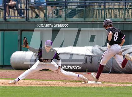 Thumbnail 3 in Holy Family vs. Golden (CHSAA 4A Round 4) photogallery.