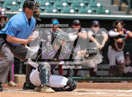 Thumbnail 2 in Holy Family vs. Golden (CHSAA 4A Round 4) photogallery.