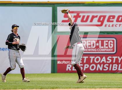 Thumbnail 3 in Holy Family vs. Golden (CHSAA 4A Round 4) photogallery.