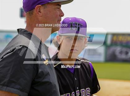 Thumbnail 3 in Holy Family vs. Golden (CHSAA 4A Round 4) photogallery.