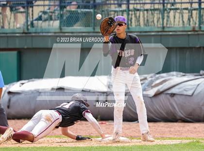 Thumbnail 2 in Holy Family vs. Golden (CHSAA 4A Round 4) photogallery.