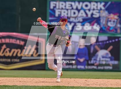 Thumbnail 2 in Holy Family vs. Golden (CHSAA 4A Round 4) photogallery.