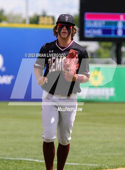 Thumbnail 3 in Holy Family vs. Golden (CHSAA 4A Round 4) photogallery.