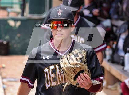 Thumbnail 2 in Holy Family vs. Golden (CHSAA 4A Round 4) photogallery.