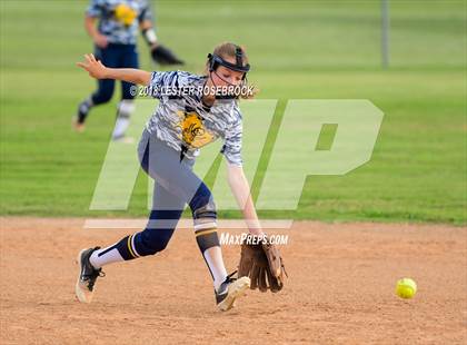 Thumbnail 1 in Poth @ Karnes City photogallery.