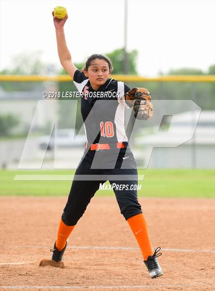 Thumbnail 2 in Poth @ Karnes City photogallery.