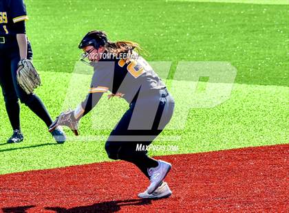 Thumbnail 3 in Shawnee Mission North @ Shawnee Mission West photogallery.