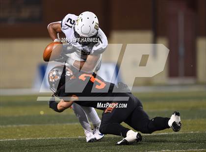 Thumbnail 1 in Washington vs. Archbishop Hoban (OHSAA D2 Regional Final) photogallery.