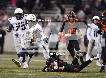 Thumbnail 2 in Washington vs. Archbishop Hoban (OHSAA D2 Regional Final) photogallery.