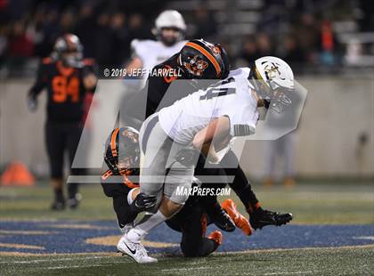 Thumbnail 3 in Washington vs. Archbishop Hoban (OHSAA D2 Regional Final) photogallery.