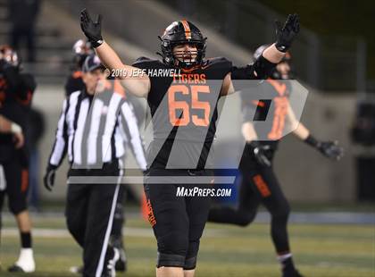Thumbnail 1 in Washington vs. Archbishop Hoban (OHSAA D2 Regional Final) photogallery.