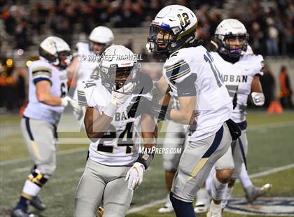 Thumbnail 1 in Washington vs. Archbishop Hoban (OHSAA D2 Regional Final) photogallery.