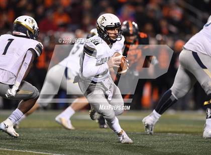 Thumbnail 2 in Washington vs. Archbishop Hoban (OHSAA D2 Regional Final) photogallery.