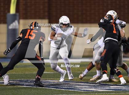 Thumbnail 1 in Washington vs. Archbishop Hoban (OHSAA D2 Regional Final) photogallery.