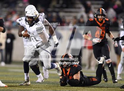 Thumbnail 3 in Washington vs. Archbishop Hoban (OHSAA D2 Regional Final) photogallery.