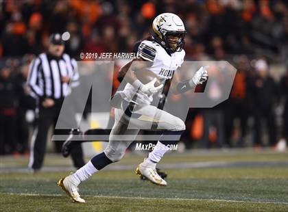Thumbnail 1 in Washington vs. Archbishop Hoban (OHSAA D2 Regional Final) photogallery.