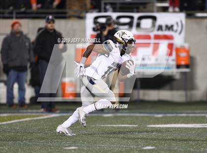 Thumbnail 2 in Washington vs. Archbishop Hoban (OHSAA D2 Regional Final) photogallery.