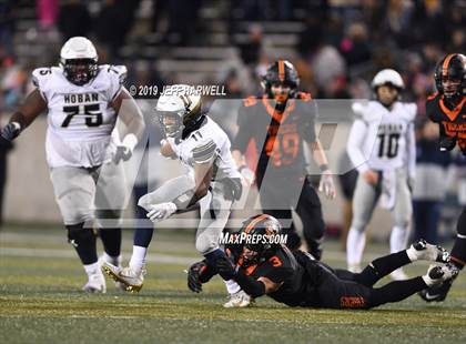Thumbnail 1 in Washington vs. Archbishop Hoban (OHSAA D2 Regional Final) photogallery.