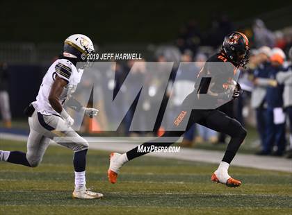 Thumbnail 1 in Washington vs. Archbishop Hoban (OHSAA D2 Regional Final) photogallery.