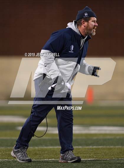 Thumbnail 3 in Washington vs. Archbishop Hoban (OHSAA D2 Regional Final) photogallery.