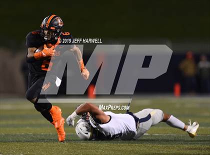 Thumbnail 3 in Washington vs. Archbishop Hoban (OHSAA D2 Regional Final) photogallery.