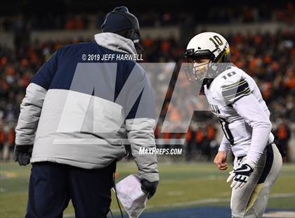 Thumbnail 1 in Washington vs. Archbishop Hoban (OHSAA D2 Regional Final) photogallery.
