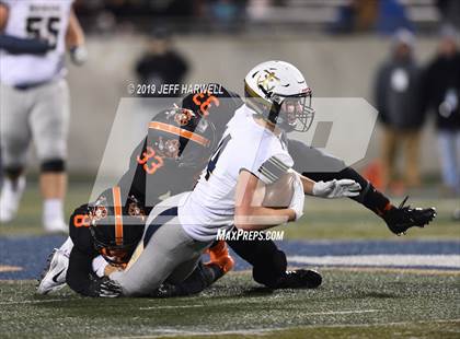 Thumbnail 3 in Washington vs. Archbishop Hoban (OHSAA D2 Regional Final) photogallery.