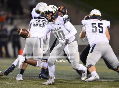 Thumbnail 3 in Washington vs. Archbishop Hoban (OHSAA D2 Regional Final) photogallery.