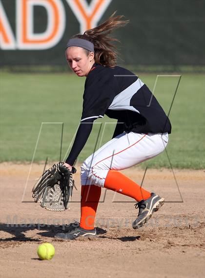 Thumbnail 2 in Bullard @ Gilmer photogallery.