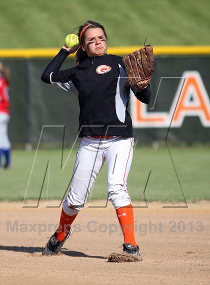 Thumbnail 2 in Bullard @ Gilmer photogallery.