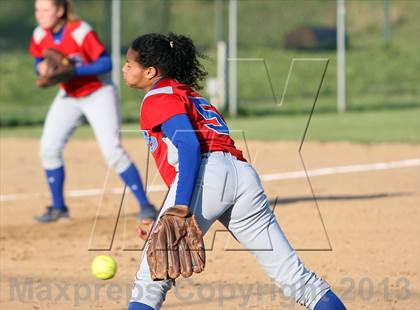 Thumbnail 3 in Bullard @ Gilmer photogallery.