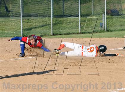 Thumbnail 1 in Bullard @ Gilmer photogallery.