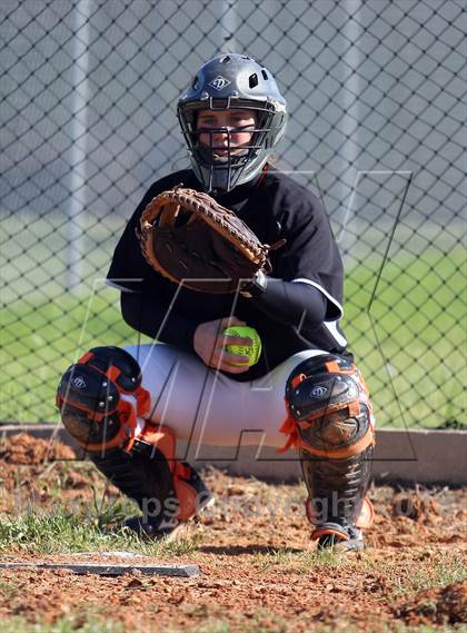 Thumbnail 2 in Bullard @ Gilmer photogallery.
