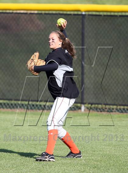 Thumbnail 1 in Bullard @ Gilmer photogallery.