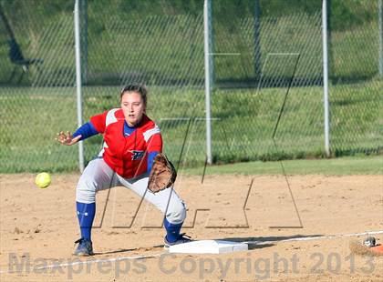 Thumbnail 1 in Bullard @ Gilmer photogallery.