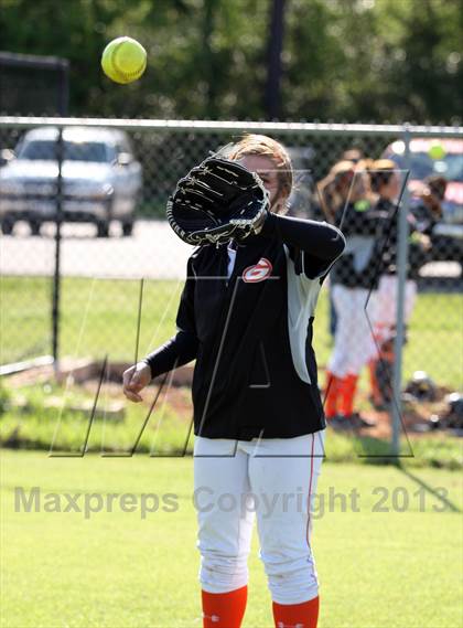 Thumbnail 2 in Bullard @ Gilmer photogallery.