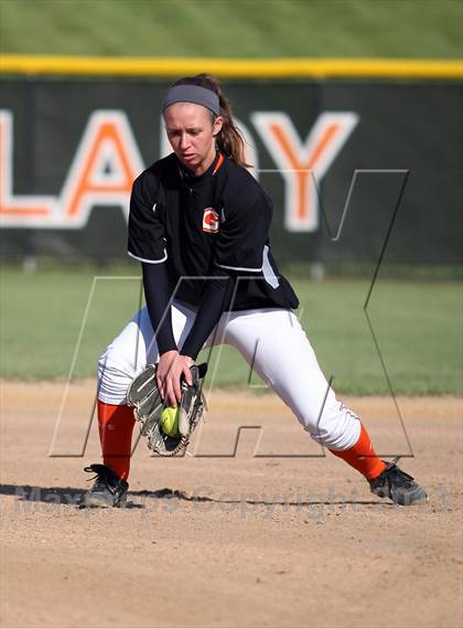Thumbnail 3 in Bullard @ Gilmer photogallery.