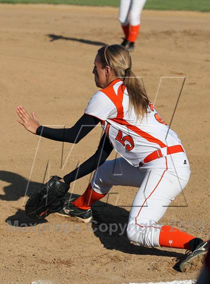 Thumbnail 1 in Bullard @ Gilmer photogallery.