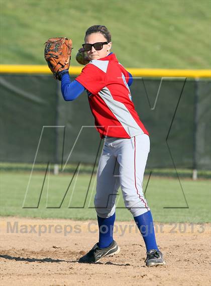 Thumbnail 2 in Bullard @ Gilmer photogallery.