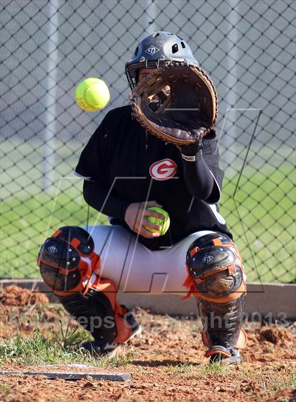 Thumbnail 1 in Bullard @ Gilmer photogallery.