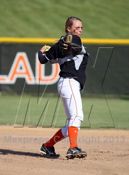 Thumbnail 2 in Bullard @ Gilmer photogallery.