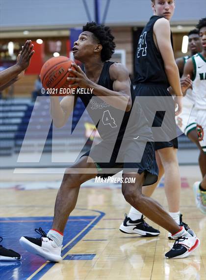 Thumbnail 2 in Clear Brook vs. Naaman Forest (In-N-Out Tournament) photogallery.