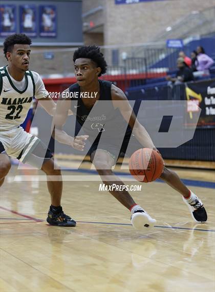 Thumbnail 2 in Clear Brook vs. Naaman Forest (In-N-Out Tournament) photogallery.