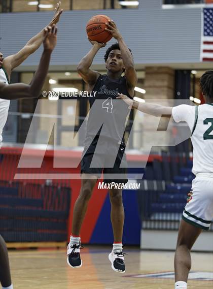 Thumbnail 1 in Clear Brook vs. Naaman Forest (In-N-Out Tournament) photogallery.