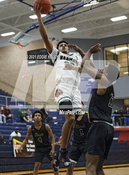 Thumbnail 1 in Clear Brook vs. Naaman Forest (In-N-Out Tournament) photogallery.