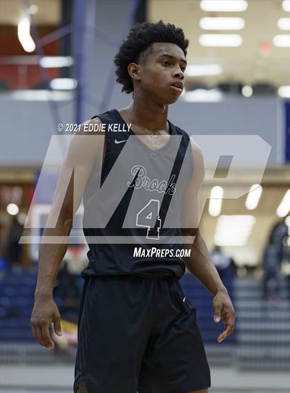 Thumbnail 2 in Clear Brook vs. Naaman Forest (In-N-Out Tournament) photogallery.