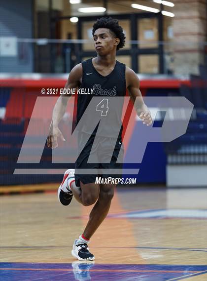 Thumbnail 3 in Clear Brook vs. Naaman Forest (In-N-Out Tournament) photogallery.