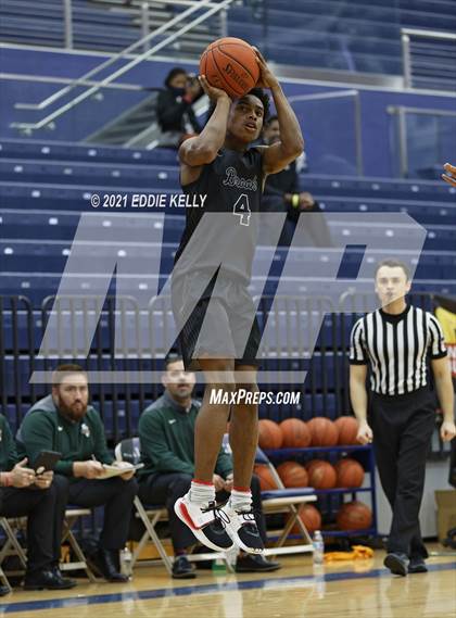Thumbnail 2 in Clear Brook vs. Naaman Forest (In-N-Out Tournament) photogallery.